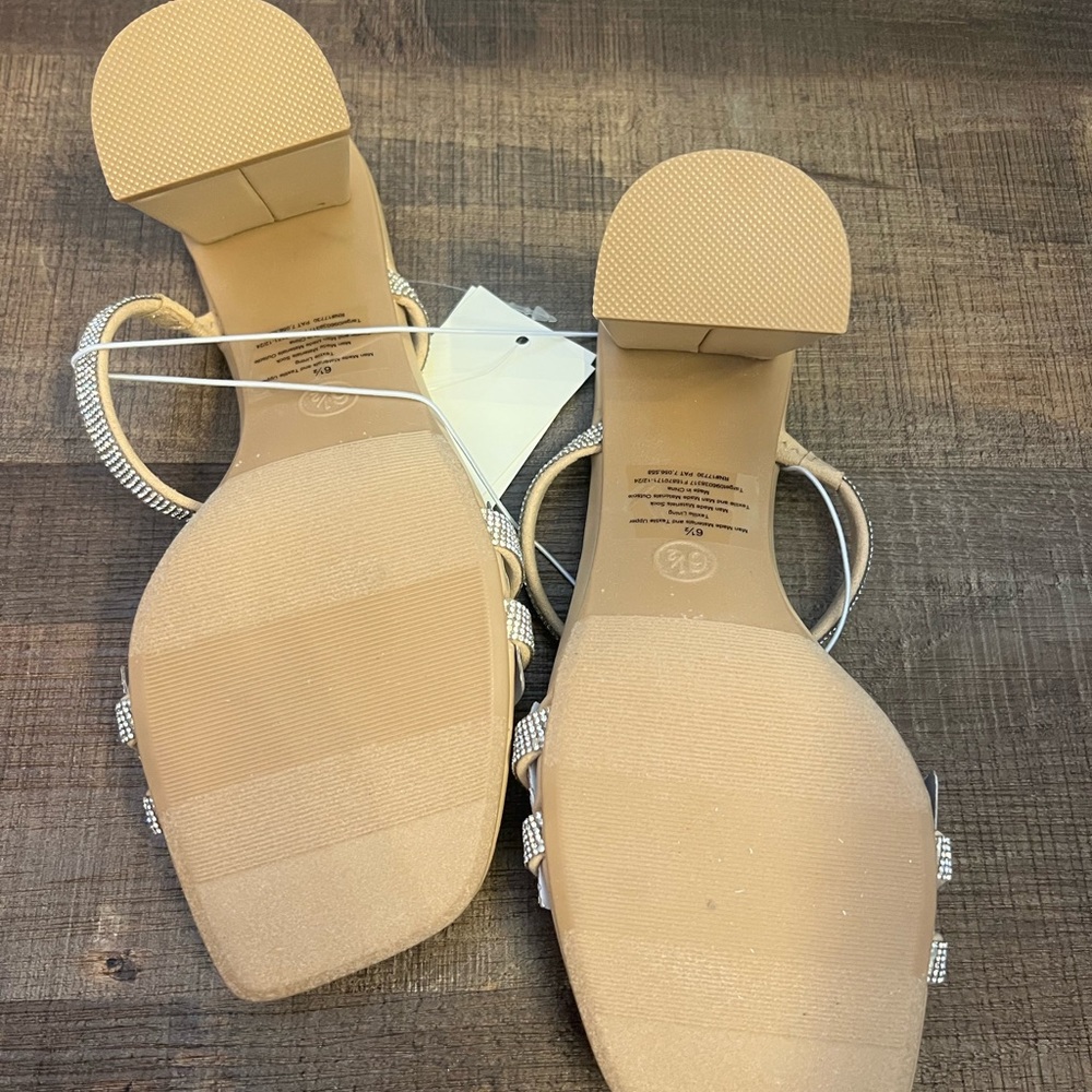 A New Day- Elegant Beige Block Heel Sandals - Picture 4 of 7